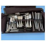 HEIRLOOM DAMASK ROSE STERLING FLATWARE SET - 16