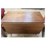 19th century walnut drop leaf table with turned le