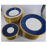 Minton Davis Collamore cobalt & gold dinnerware di