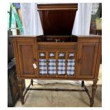 Brunswick Balke-Collender Co. Phonograph in mahoga