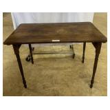 Folding sewing table with inscribed measure - 36"