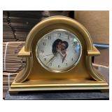 Dexter Art Plastic Battery Op Mantle Clock