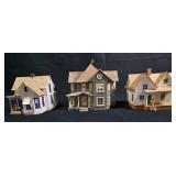 Lot of 3 Train Buildings