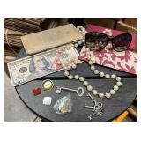 Mixed Lot Wallets / Skeleton Keys / Others