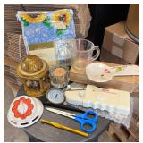 Mixed Lot Home Goods