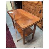 SMALL WOOD TABLE