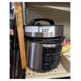 ELECTRIC PRESSURE COOKER  (TESTED)