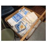 LOT VINTAGE TABLE LINENS, SOME SETS