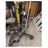 LARGE HOIST ON WHEELS (JACK TESTED)