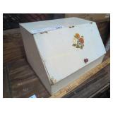 VINTAGE METAL BREADBOX