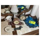 GROUP OF DECORATIVE ITEMS, CLOCKS, BIG BEN, SETH T