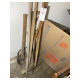 GROUP OF HAND TOOLS, SHOVEL, RAKE, ETC