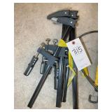 GROUP OF MEDIUM BAR CLAMPS