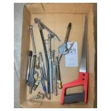 BOX OF MISC AIR TOOLS INCLUDING, GAUGES, CHUCKS, E