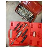 BEARING PULLER AND BLIND HOLE BEARING PULLER