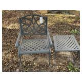 OUTDOOR METAL CHAIR AND SIDE TABLE 18 IN X 18 IN X