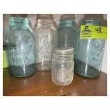 GROUP OF BALL MASON JARS, BLUE AND CLEAR