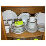 52 PCS OF TOWNEHOUSE QUEEN ANNE PATTERN