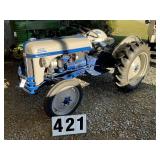Ford 8N Tractor 4x2               MI/HR: 47.9   VI Ford 8N Tractor 4x2               MI/HR: 47.9   VI