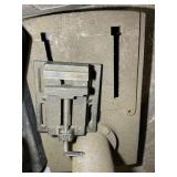 DELTA DRILL PRESS CAT NO 17-900 SN 85MR0689, TO BE