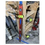 4 FT LEVEL AND 4 FT CONSTRUCTION SQUARE