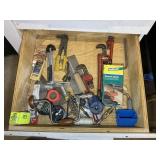 DRAWER CONTAINING MISC HAND TOOLS, TROWELS, PIPE W