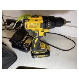 DEWALT DCD777 CORDLESS DRILL, 2-BATTERY, CHARGER A