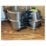 SET OF REVERE WARE POTS AND PANS