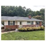 Charming 4-Bedroom Home with Basement & Detached e