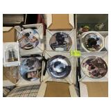 GROUP OF DECORATIVE PLATES/COLLECTABLES, JOHN WAYN