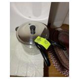 PRESTO 6 QT PRESSURE COOKER