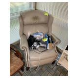 BRADINGTON YOUNG LEATHER RECLINING ARM CHAIR WITH