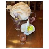GROUP OF DECORATIVE GLASSWARE VASE, PINK BASKET, C