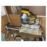 DW708 COMPOUND MITER SAW ON STAND