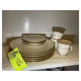 GROUP OF GORHAM ELEGANCE GOLD FINE CHINA, CUPS SAU