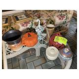 GROUP OF MISC POTTERY STYLE DECORATIVE ITEMS, BOWL