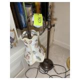 TABLE LAMP, APPROX 27 IN TALL