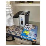 GROUP OF MISC OFFICE SUPPLIES, BINDERS, MAILING LA