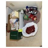 GROUP OF CHRISTMAS DECOR, SANTA WITH SLEIGH, ORNAM