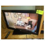 RCA MODEL 32LA30RQD, FLAT SCREEN TV WITH BUILT IN