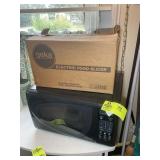 SHARP CAROUSEL COUNTERTOP MICROWAVE R209HK, AND GE