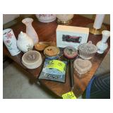 GROUP OF DECORATIVE ITEMS, COASTERS, VASES, CADY D
