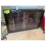 SAMSUNG FLAT SCREEN TV, NO STAND, MODEL LN40B530P7