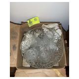 PUNCH BOWL AND GLASS SET