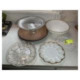 GROUP OF CLEAR AND MILK GLASS EGG TRAYS, BOWLS, CA
