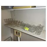 GROUP OF ASSORTED CLEAR GLASSWARE, STEMMED DRINKIN