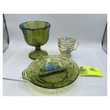 FTD Avocado Green Grape and Leaf Vase, Large Green