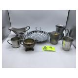 Group of silver plate and pewter items, gravy boat