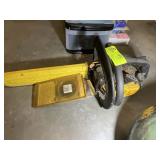 MCCULLOCH MAC CAT CHAIN SAW