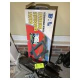 PAIR OF LEVELING SCISSOR JACKS